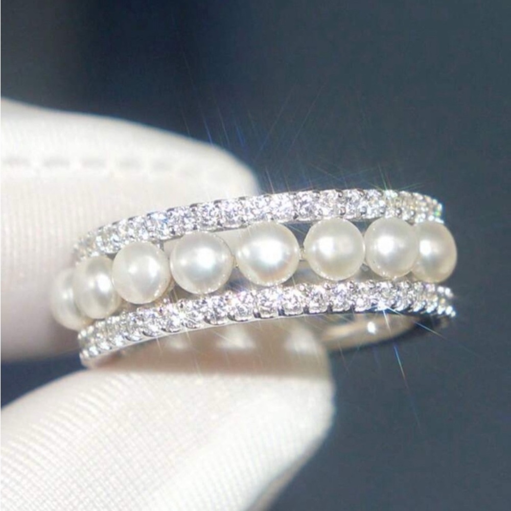 Cubic Zirconia & Faux Pearl Ring Size 7